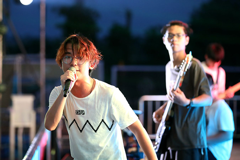 電音節(jié)表演