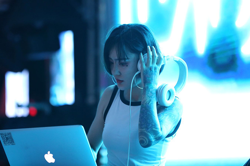 電音節(jié)表演