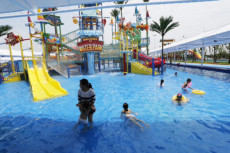 水上樂(lè)園精彩圖片