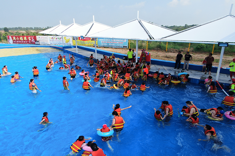 水樂園精彩圖片